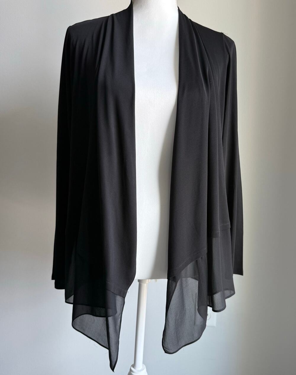 Eileen Fisher 100% Silk Quiet Luxury Lightweight Black Classic Cardigan Size XS